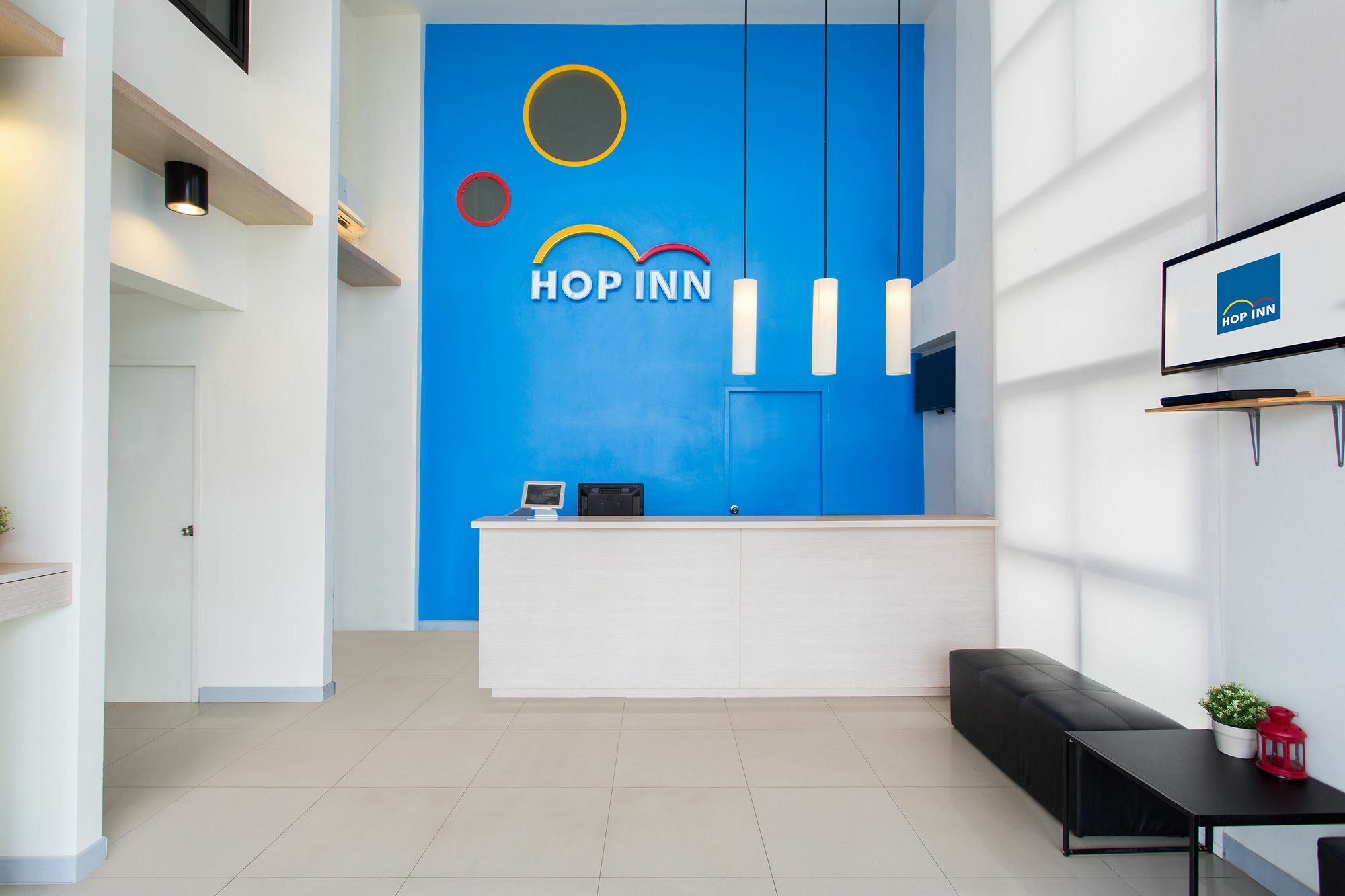 Hop Inn Lop Buri Eksteriør bilde
